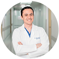 Dr Geovanny Hernández gastroenterólogo<br />
